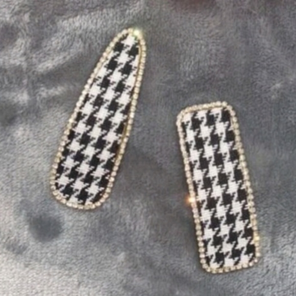 4 pc jumbo  houndstooth hair clips - Picture 2 of 4